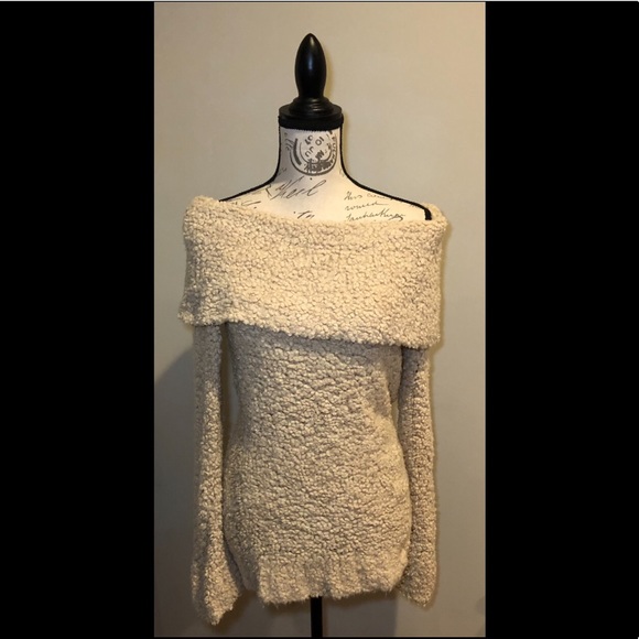 Guess by Marciano sweater - Picture 3 of 11